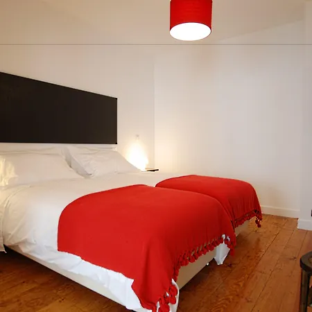 54 サンタ カタリーナ * リスボン