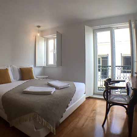 54 サンタ カタリーナ アパート