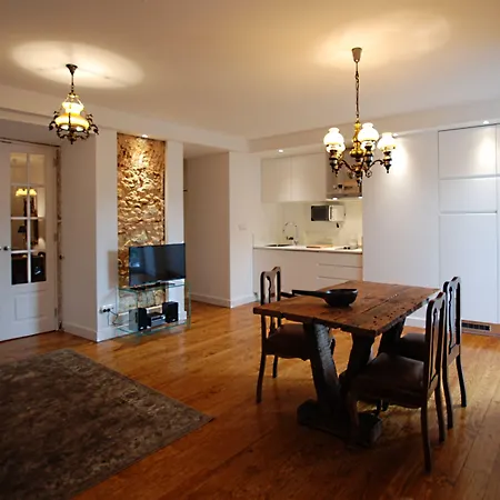 54 サンタ カタリーナ アパート