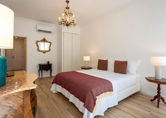 54 Santa Catarina Apartments *