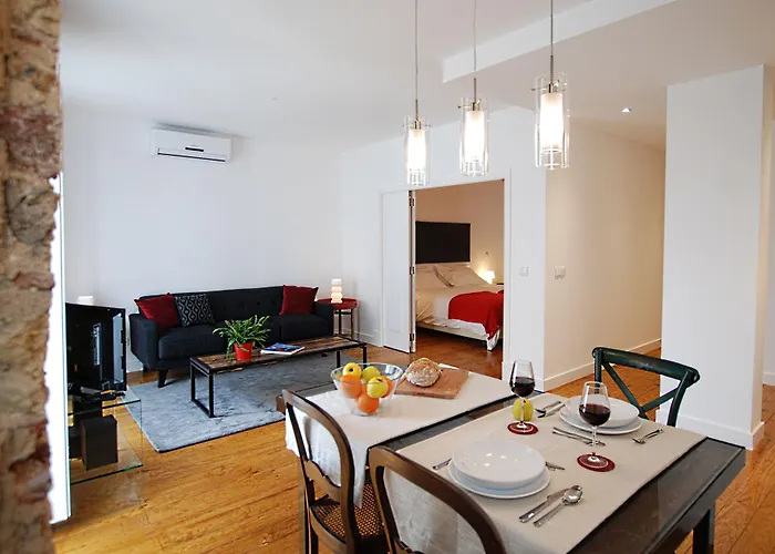 54 Santa Catarina Apartments *