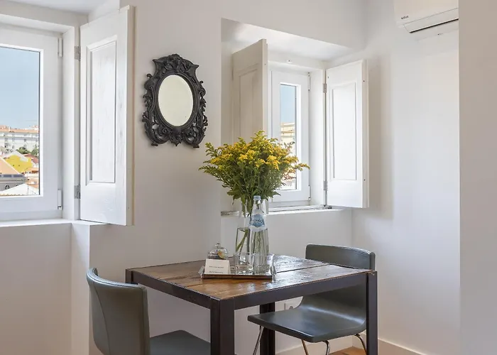 54 Santa Catarina Apartments *